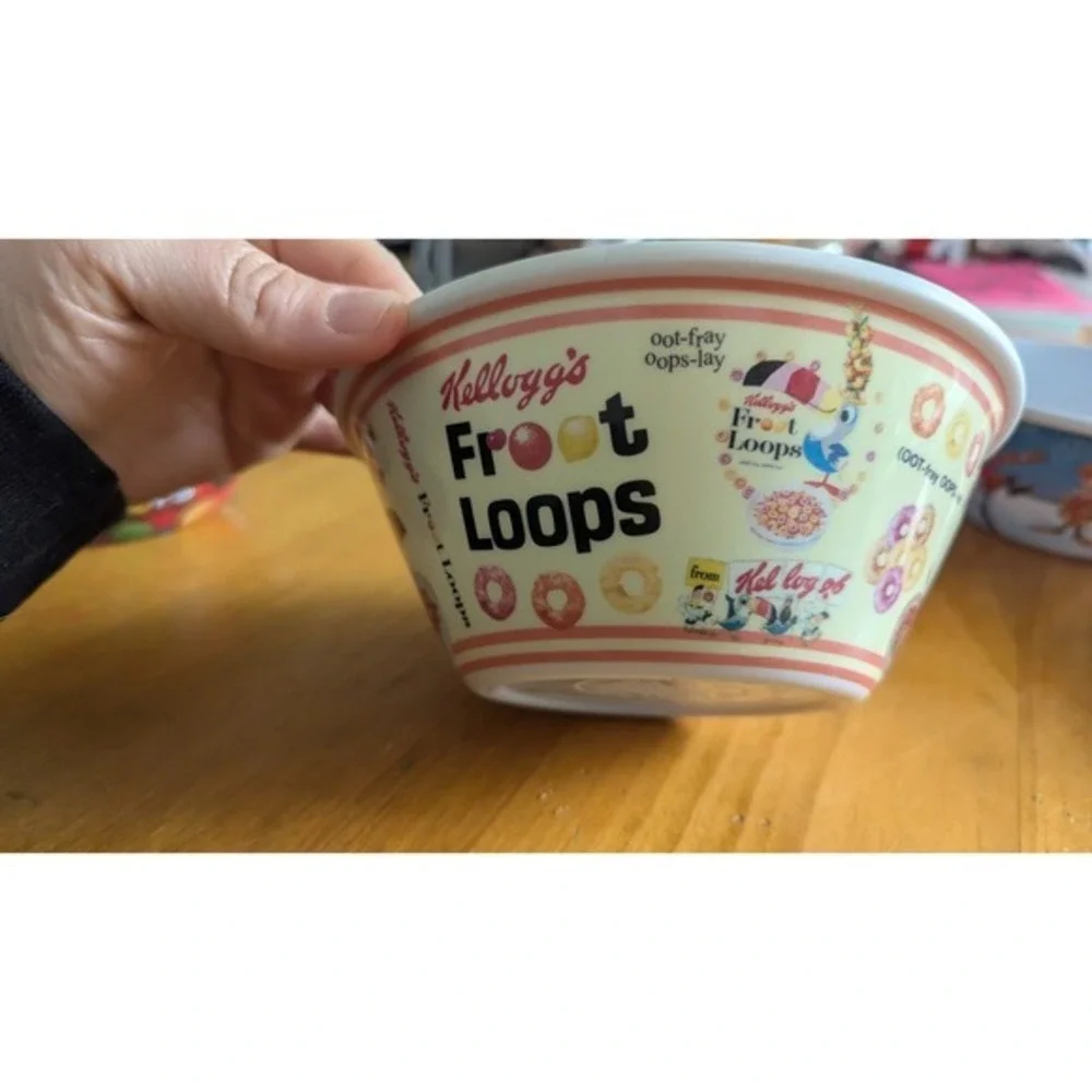 Kellogg's Vintage Style Cereal Bowl Set 5pc‎ Froot Loops Frosted Flakes Melamine